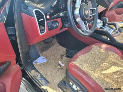 2020 Porsche Cayenne VIN: