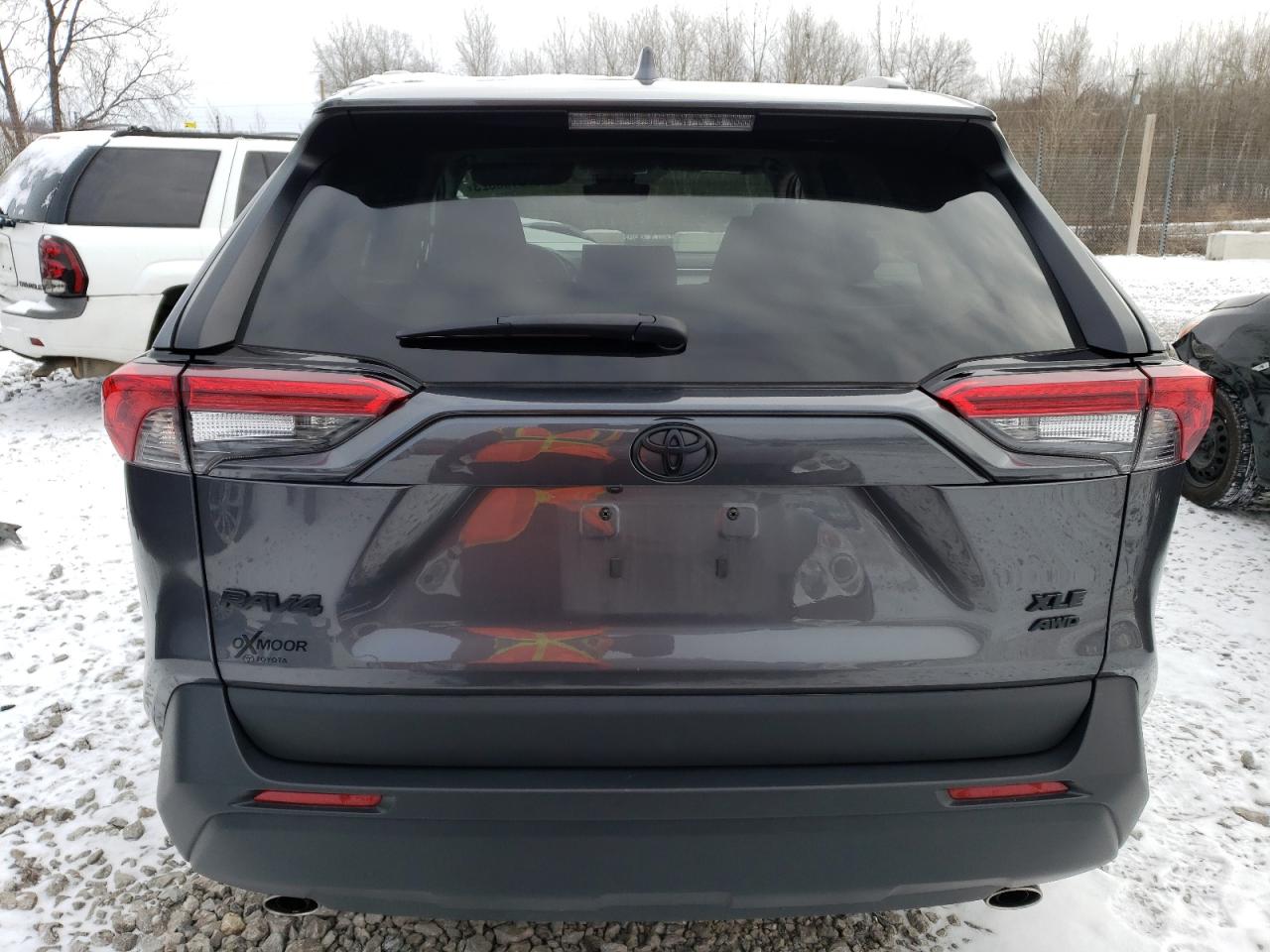 2022 TOYOTA RAV4 XLE VIN:2T3P1RFV9NC316987