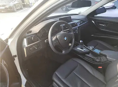 2016 BMW 320 WBA8C5103GK636106 VIN:WBA8C5103GK636106