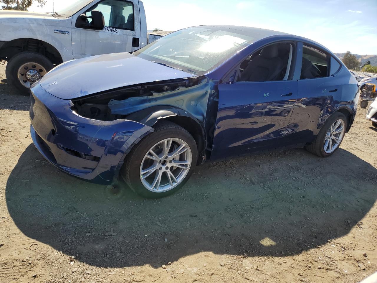 2023 TESLA MODEL Y  VIN:7SAYGDEE6PF603320
