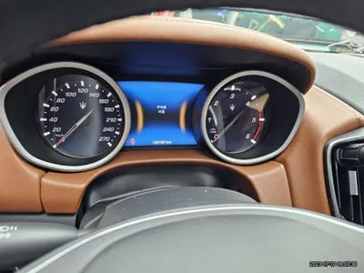 2018 Maserati Ghibli VIN:
