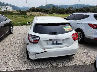 2015 Mercedes-Benz A 180 005KMWDDBF1CB3FJ3 VIN:005KMWDDBF1CB3FJ3