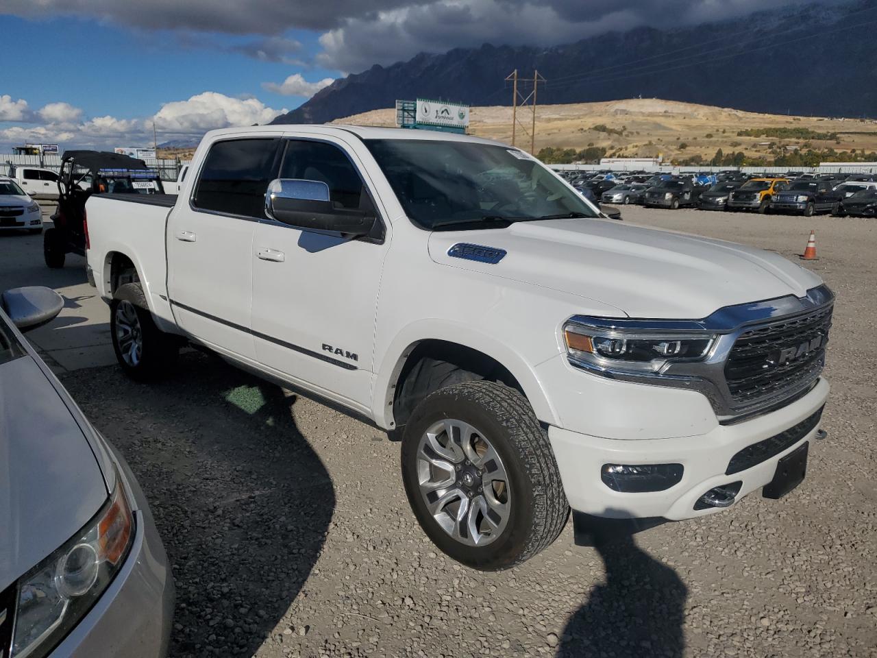 2023 RAM 1500 LIMITED VIN:1C6SRFHT1PN636186