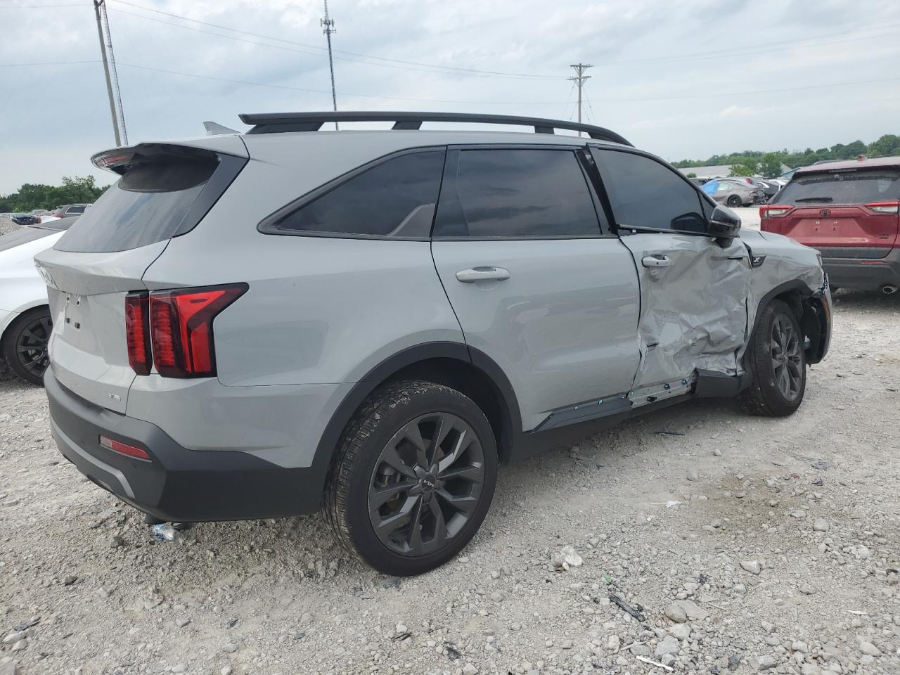 2023 KIA SORENTO EX VIN:5XYRHDLF8PG212110