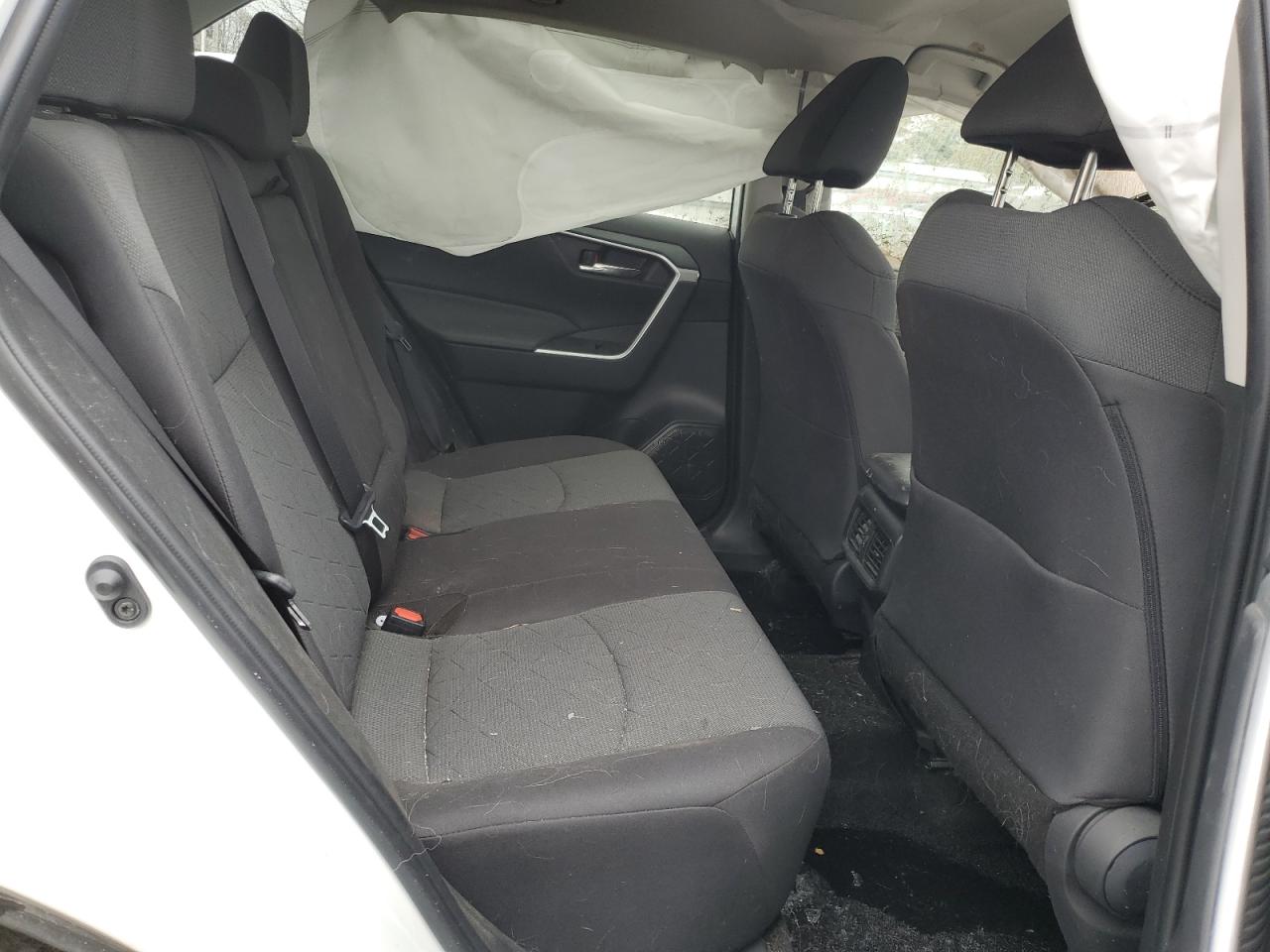 2022 TOYOTA RAV4 XLE VIN:2T3P1RFV4NW279247