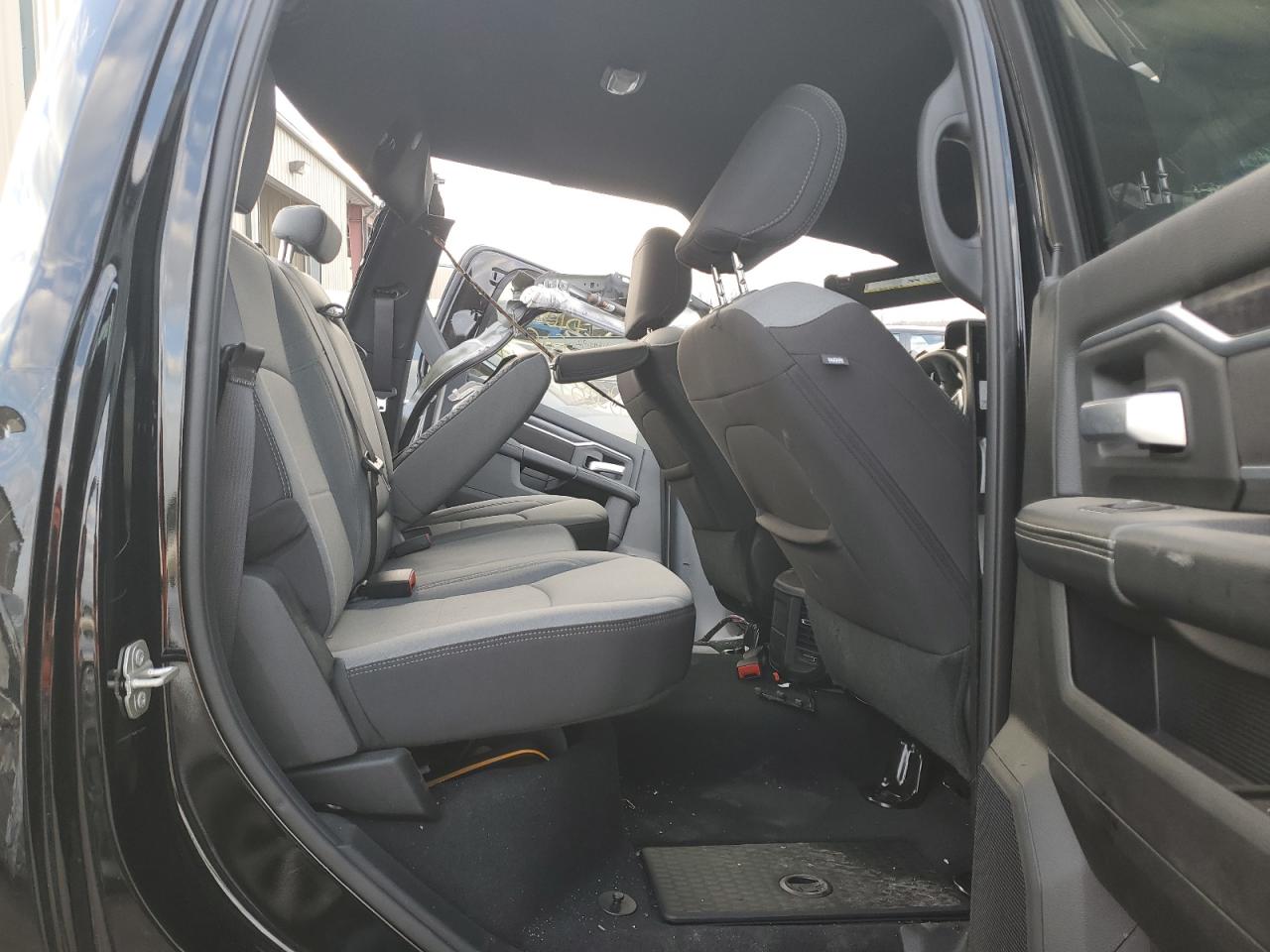 2024 RAM 2500 BIG HORN VIN:3C6UR5DJXRG323821