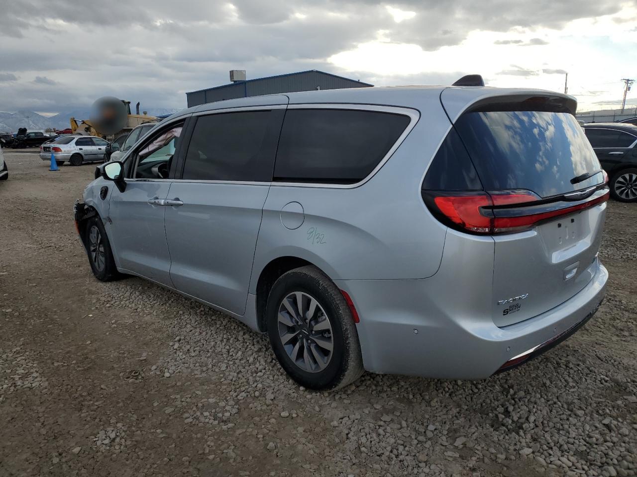 2023 CHRYSLER PACIFICA HYBRID TOURING L VIN:2C4RC1L71PR570764