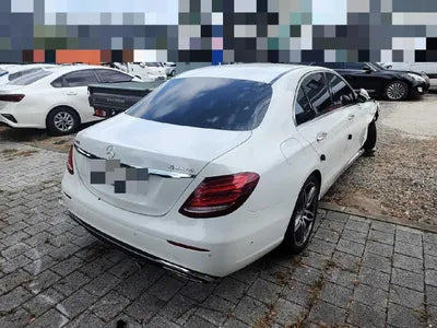 2018 Mercedes-Benz E 200 VIN: