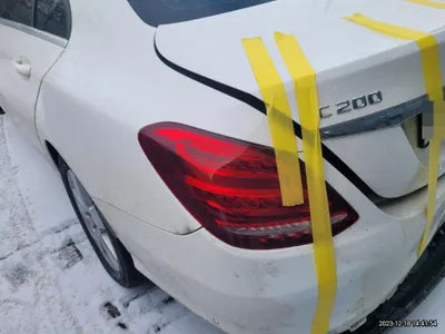 2015 Mercedes-Benz C 200 VIN: