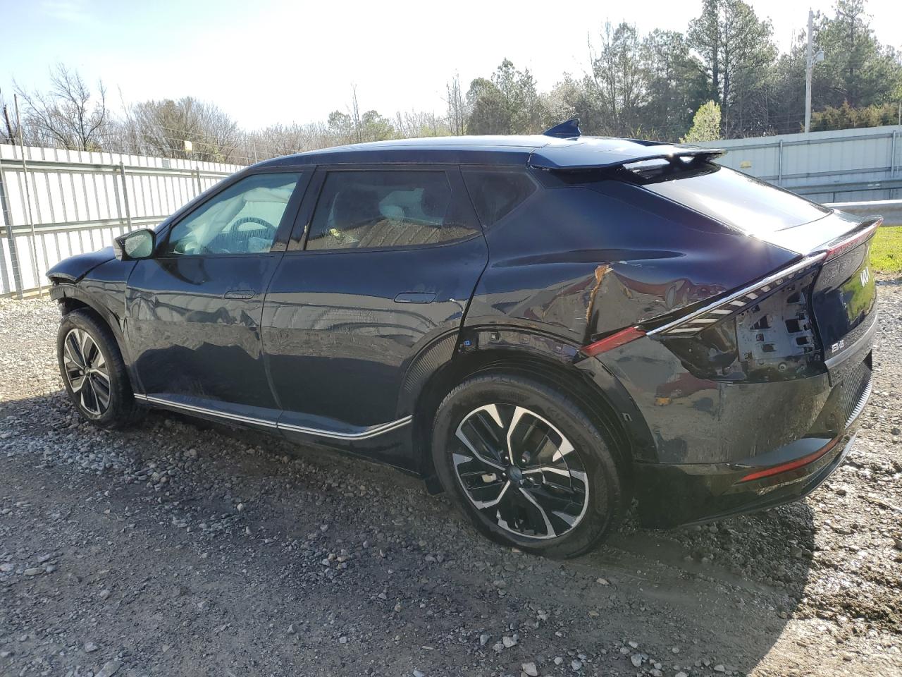2023 KIA EV6 LIGHT VIN:KNDC34LA8P5127849