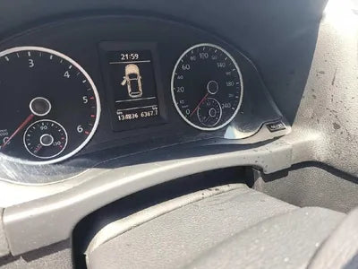 2015 Volkswagen Tiguan VIN: