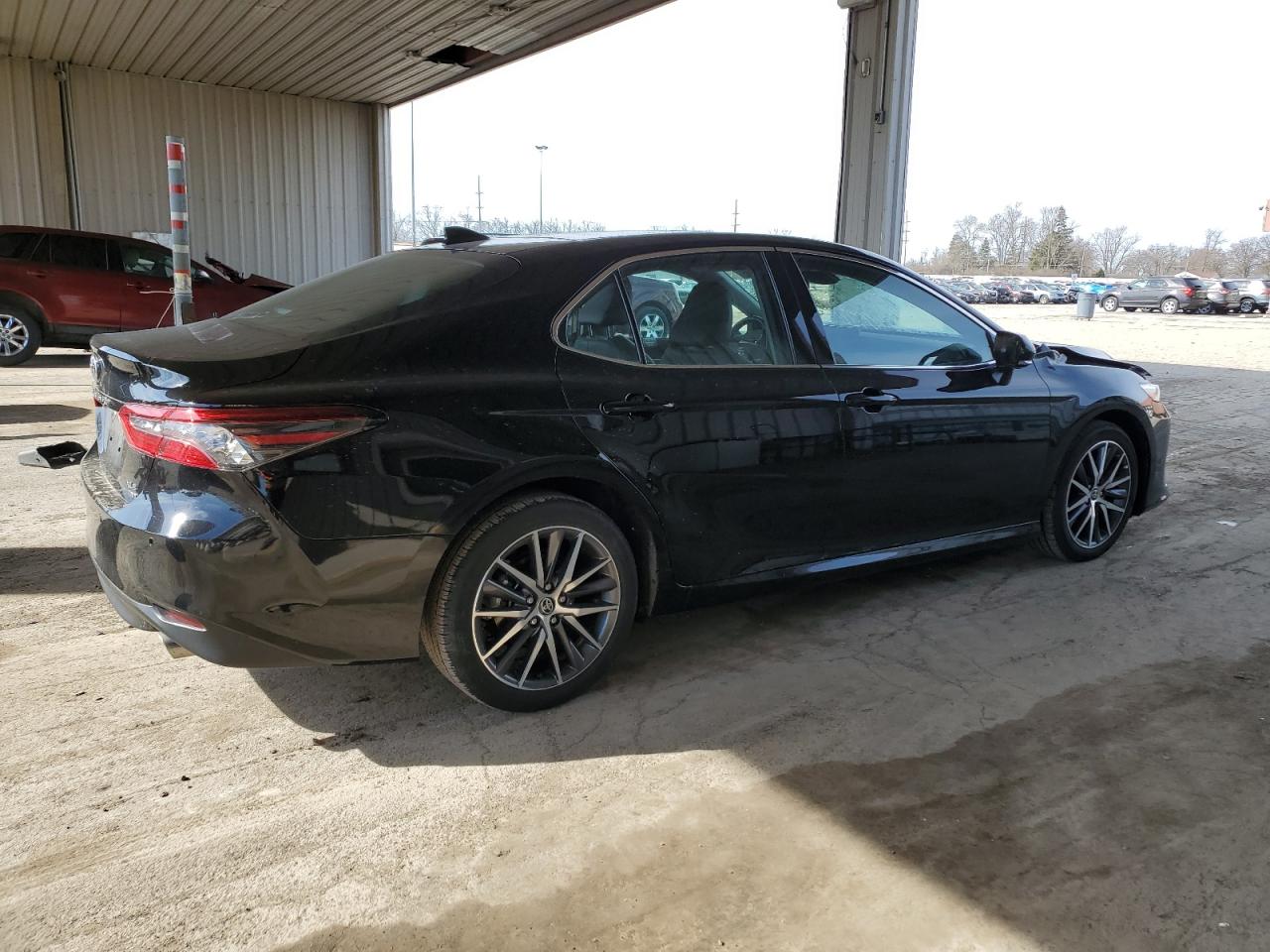 2024 TOYOTA CAMRY XLE VIN:4T1F11BK9RU117833