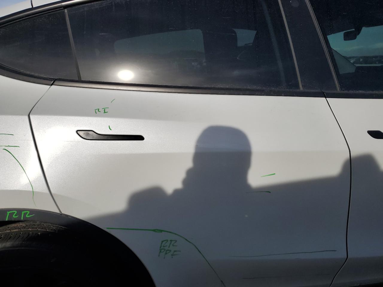 2023 TESLA MODEL Y  VIN:7SAYGDEE2PA115401