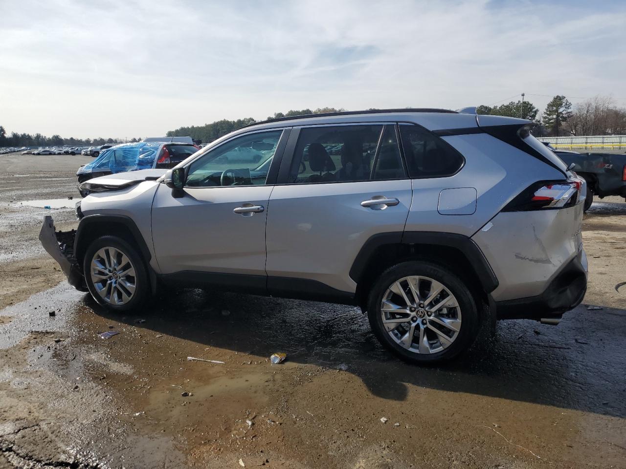 2024 TOYOTA RAV4 XLE PREMIUM VIN:2T3C1RFV9RC263941