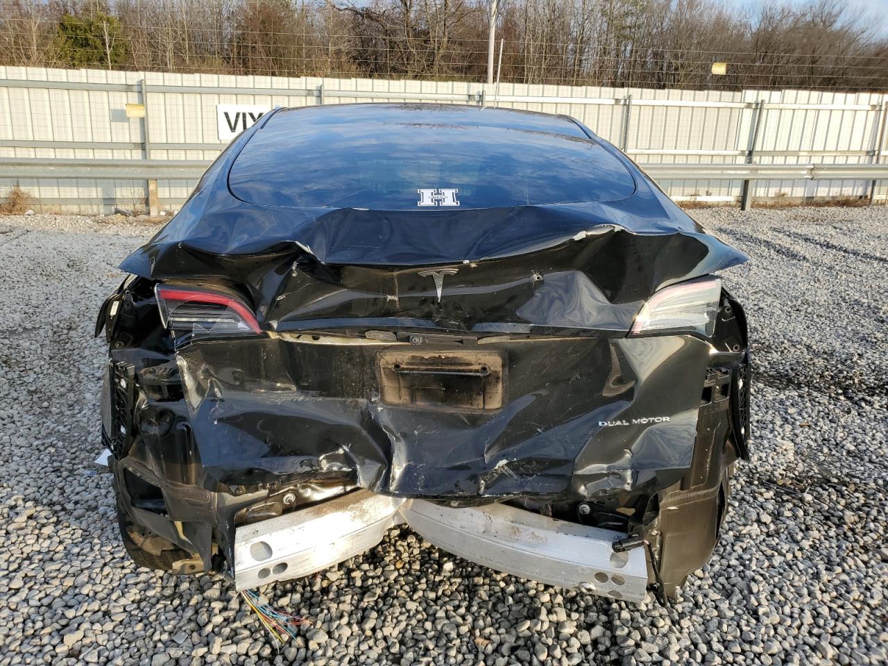 2023 TESLA MODEL Y  VIN:7SAYGDEE1PA057961