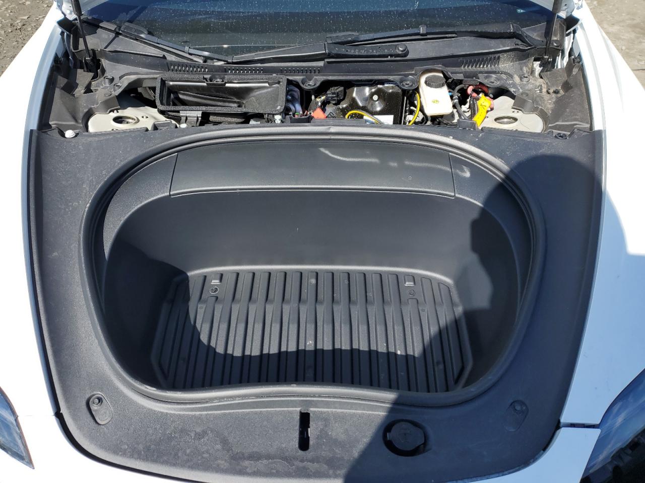 2024 TESLA MODEL 3  VIN:5YJ3E1EB2RF808976