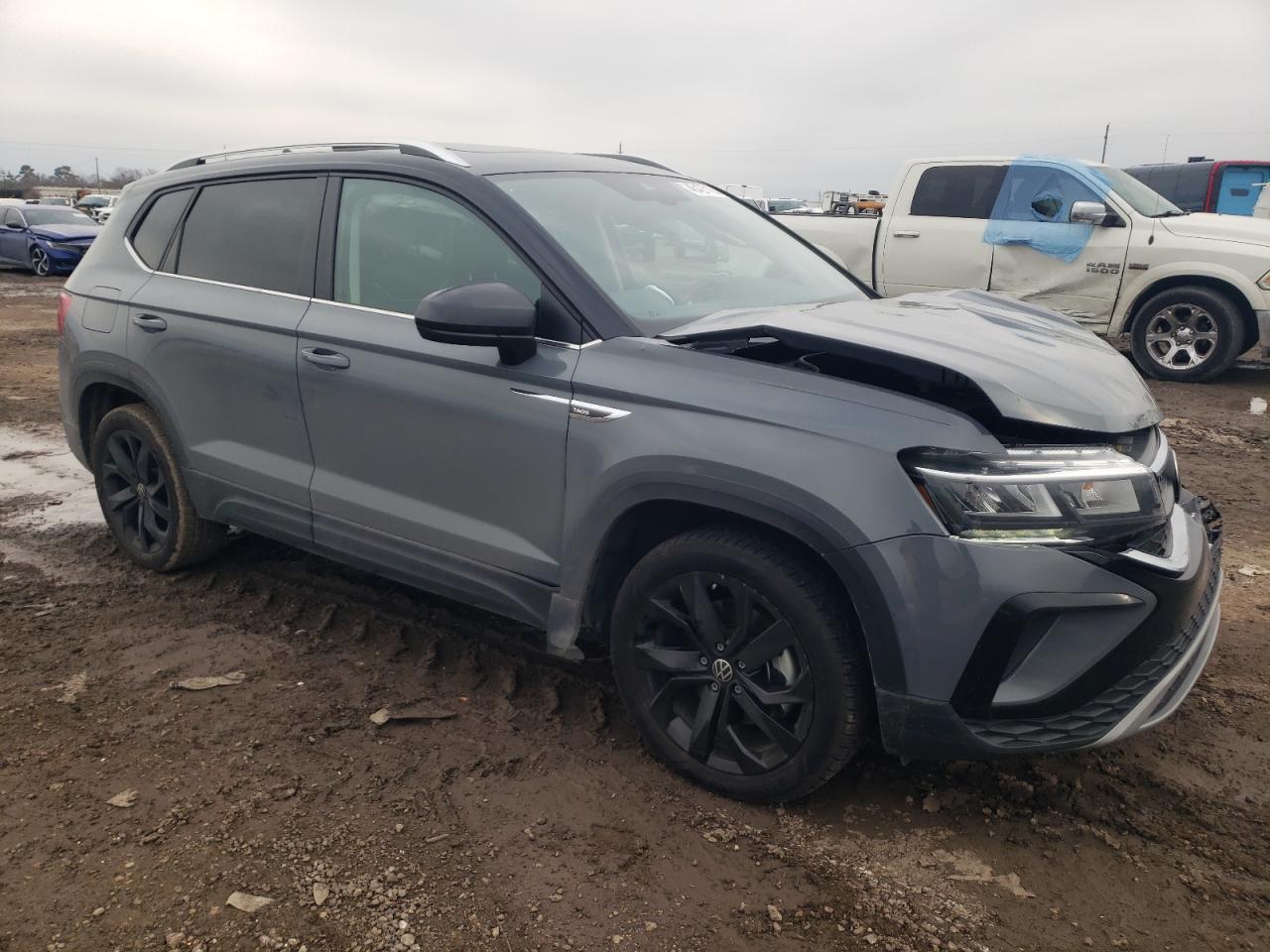 2024 VOLKSWAGEN TAOS SE VIN:3VVEX7B29RM095551