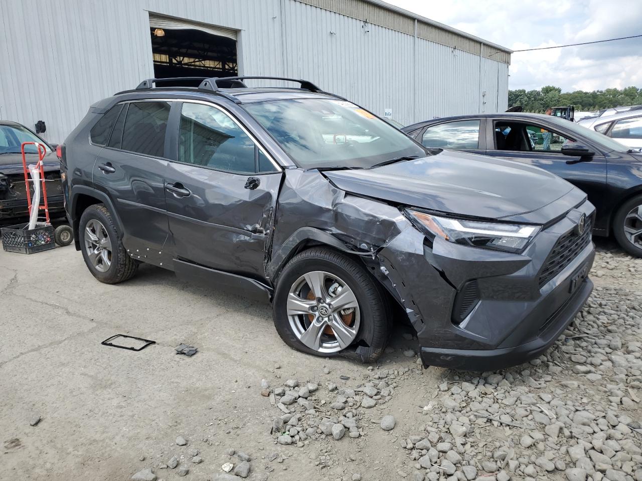 2024 TOYOTA RAV4 XLE VIN:2T3P1RFV9RC399360