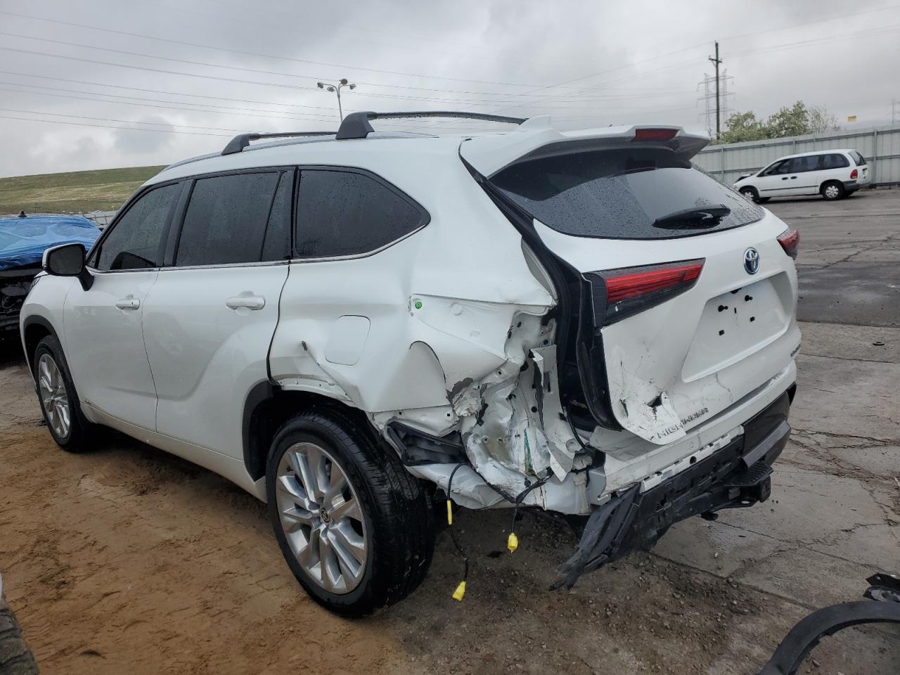 2022 TOYOTA HIGHLANDER HYBRID LIMITED VIN:5TDXBRCH7NS541761