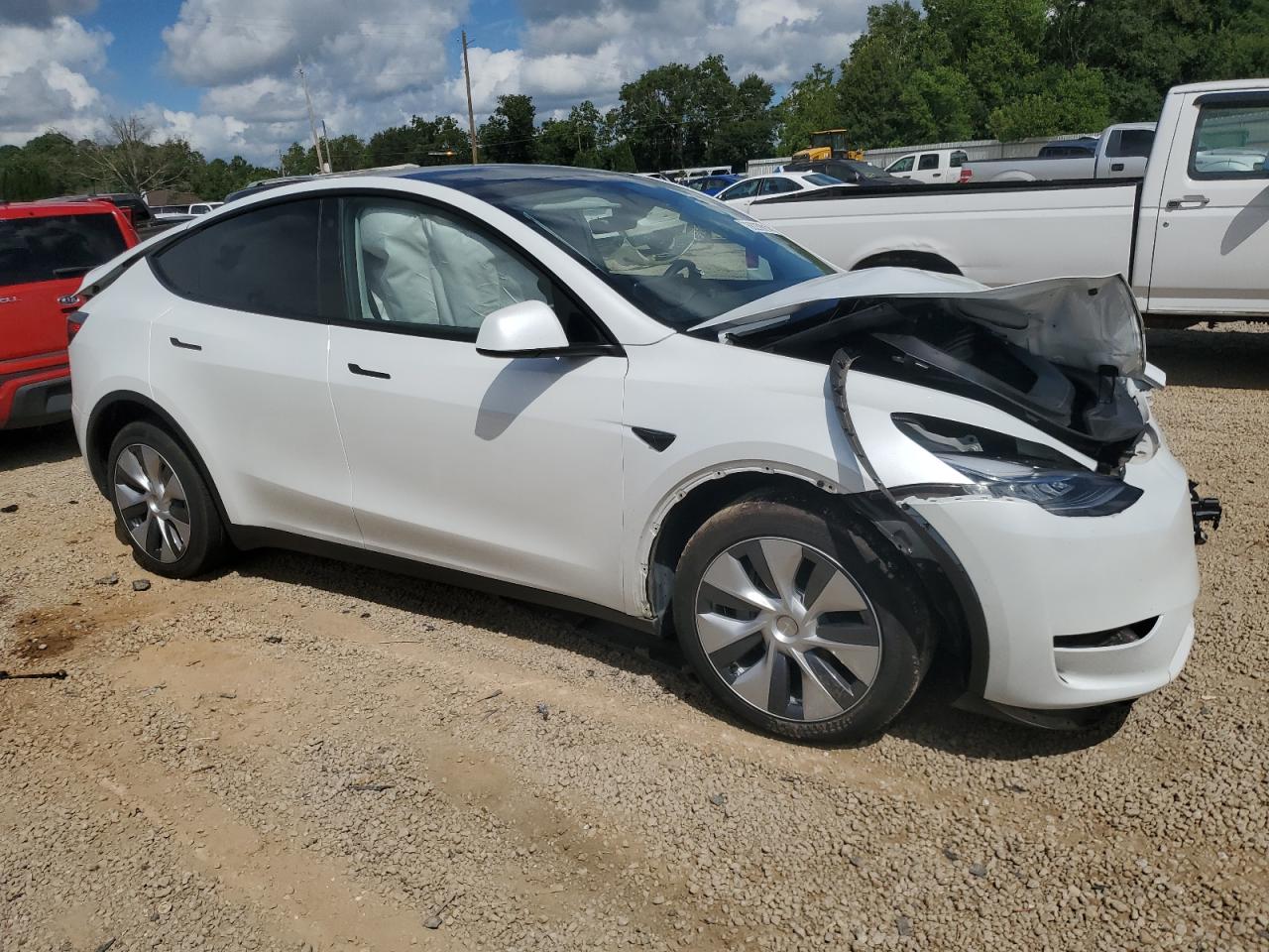 2023 TESLA MODEL Y  VIN:7SAYGDEE4PA069456