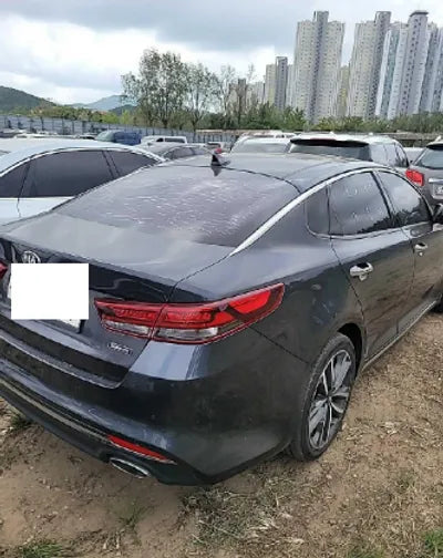 2017 Kia K5 KNAGW415GHA111667 VIN:KNAGW415GHA111667