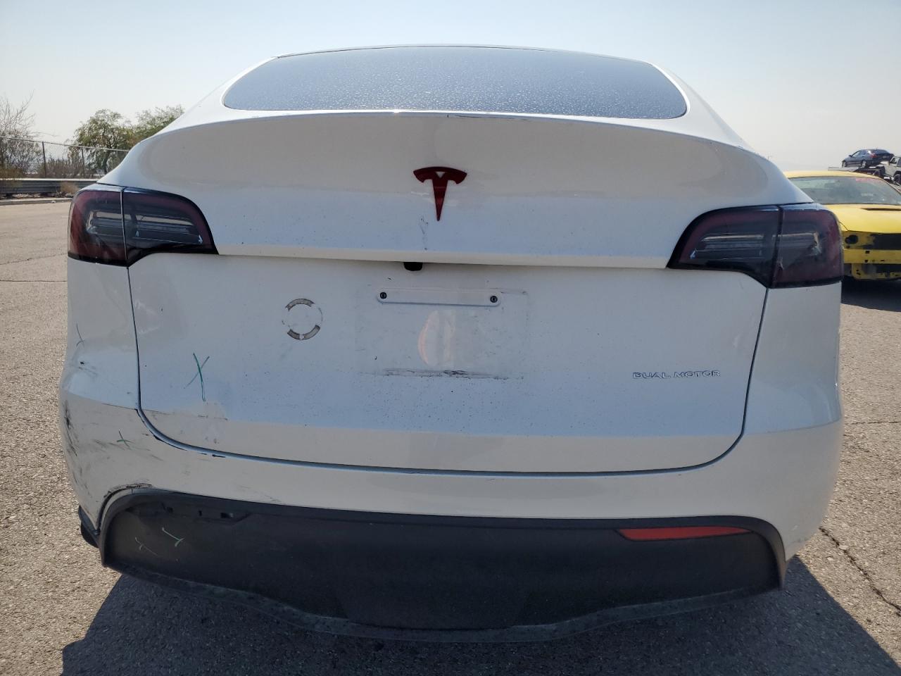 2023 TESLA MODEL Y  VIN:7SAYGDEE3PF814233