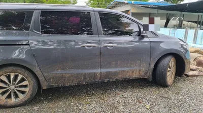 2017 Kia Carnival VIN: