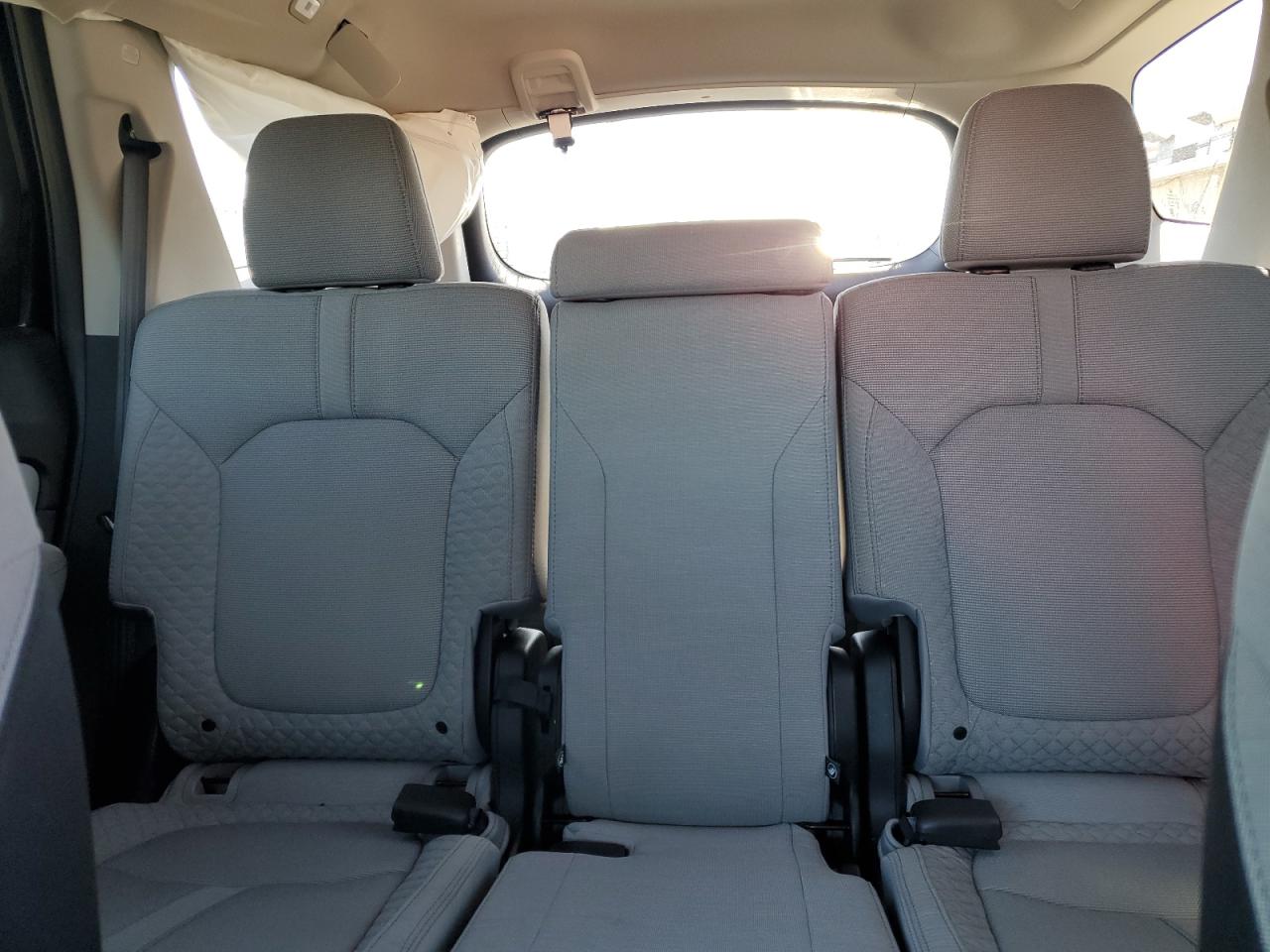 2023 HONDA PILOT LX VIN:5FNYG1H28PB021779