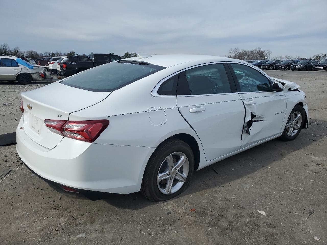 2022 CHEVROLET MALIBU LT VIN:1GC4K0CY1JF226043