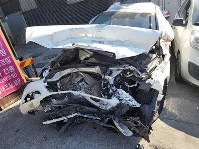 2016 Mercedes-Benz C 220 624KMWDDWF0EB4GR1 VIN:624KMWDDWF0EB4GR1