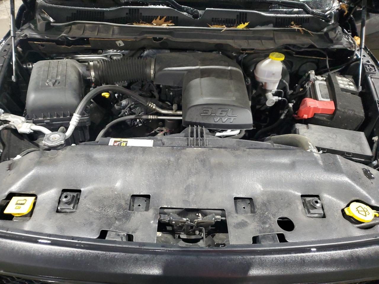 2022 RAM 1500 CLASSIC SLT VIN:1C6RR7GGXNS164142