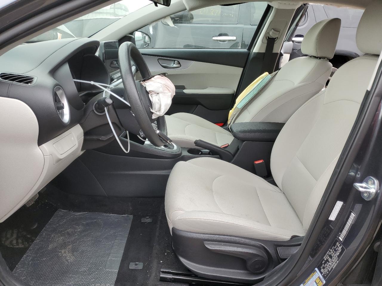 2022 KIA FORTE FE VIN:3KPF24AD5NE450237