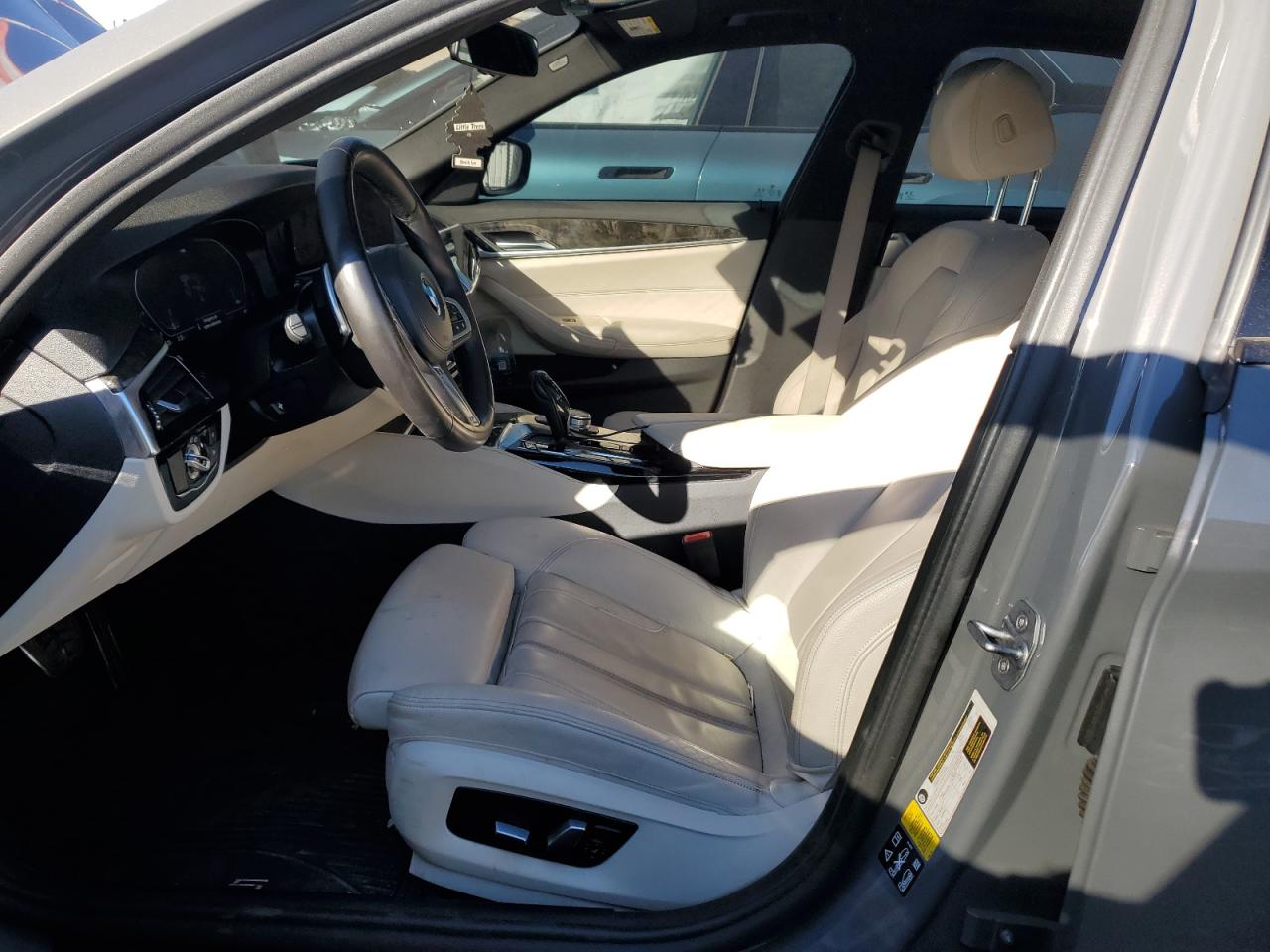 2022 BMW 530 XI VIN:WBA13BJ06NCJ34911