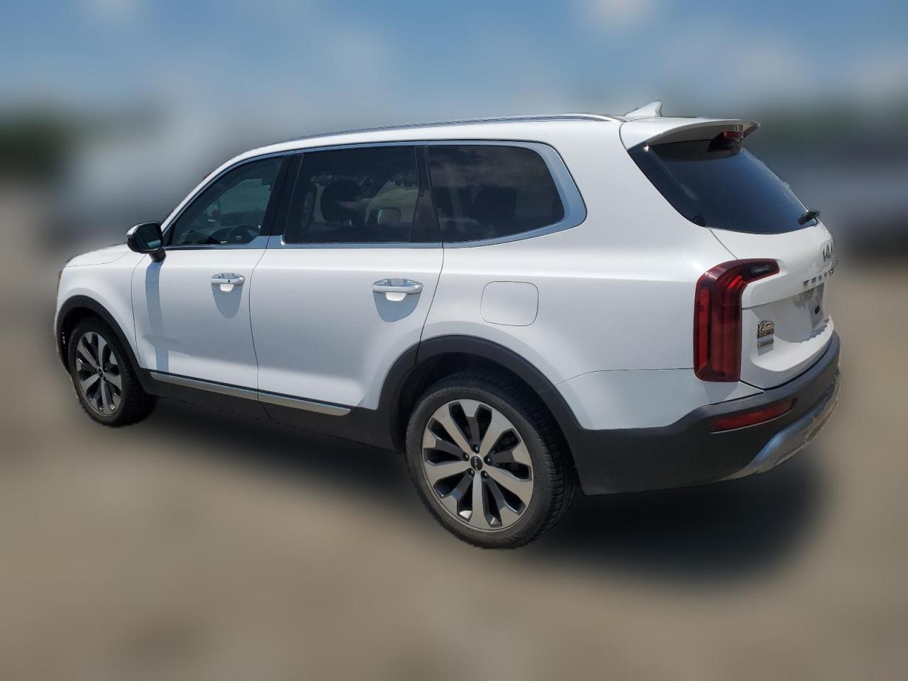 2022 KIA TELLURIDE S VIN:5XYP6DHC4NG206331