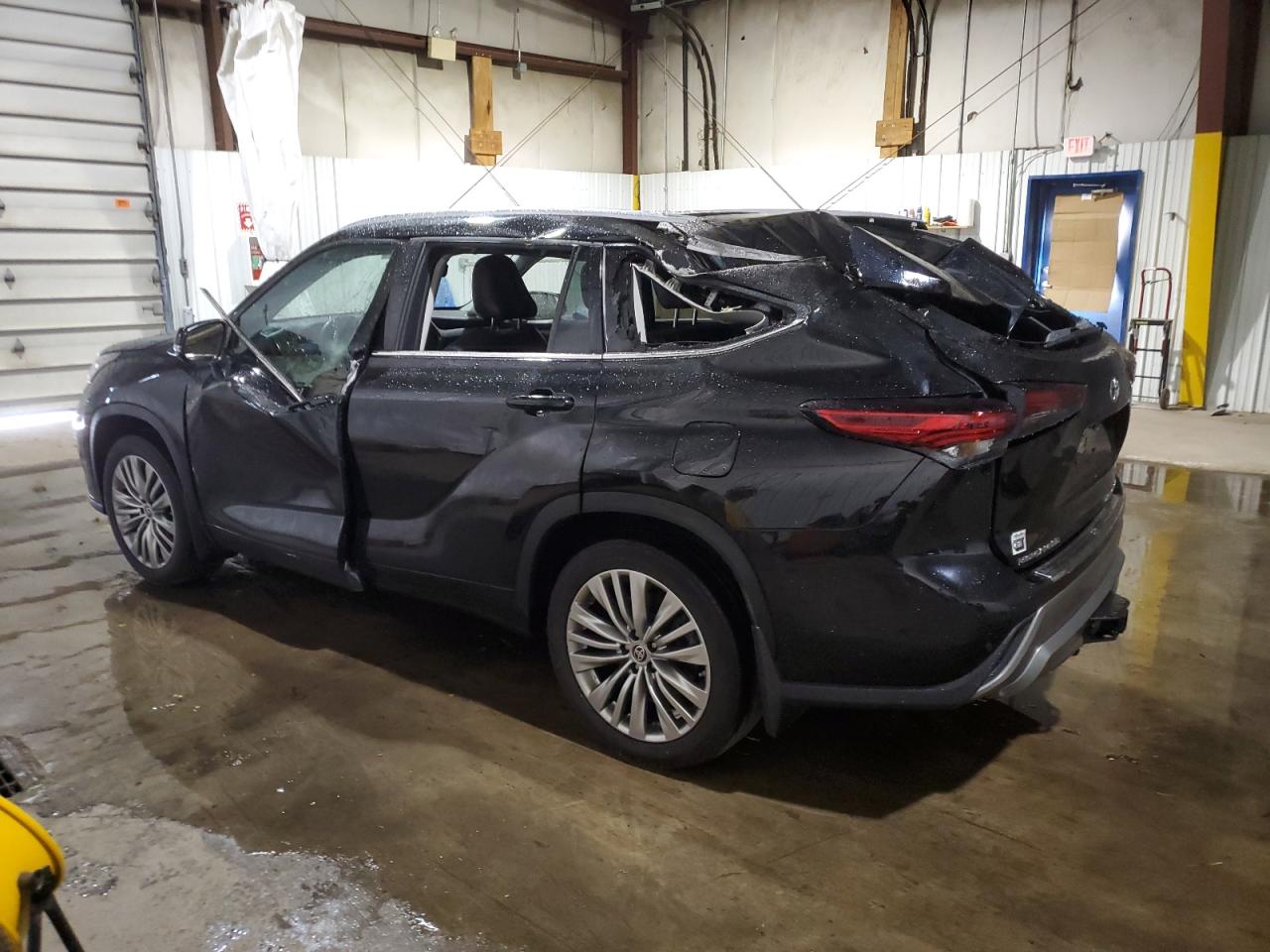 2023 TOYOTA HIGHLANDER L VIN:5TDKDRBH7PS005868