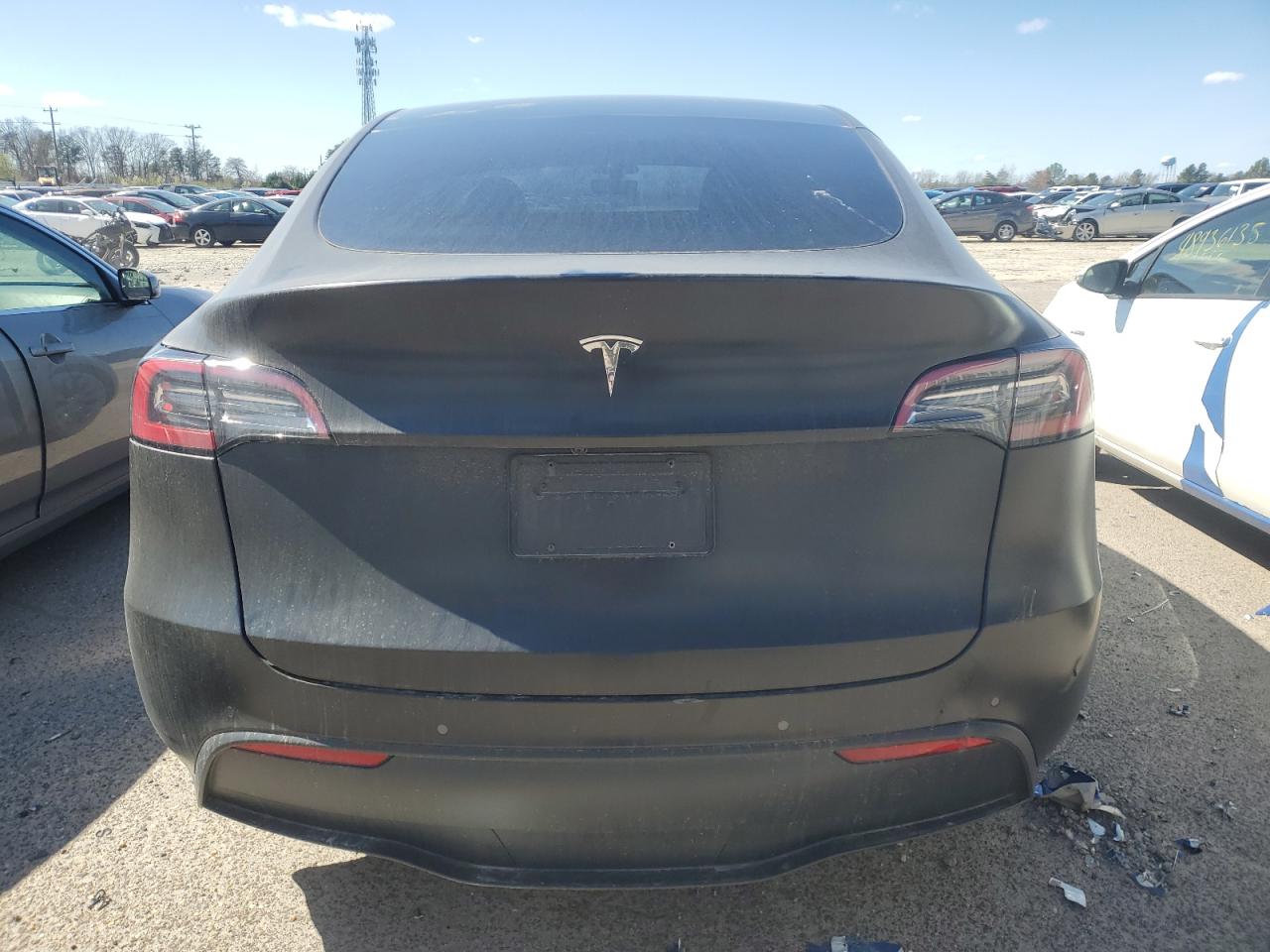 2022 TESLA MODEL Y  VIN:7SAYGDEE8NF516158
