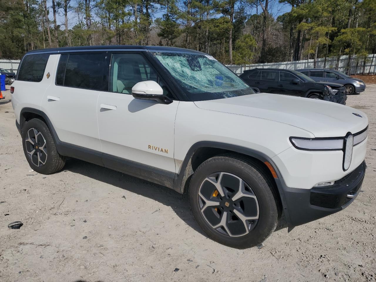 2024 RIVIAN R1S ADVENTURE VIN:7PDSGABA1RN030813
