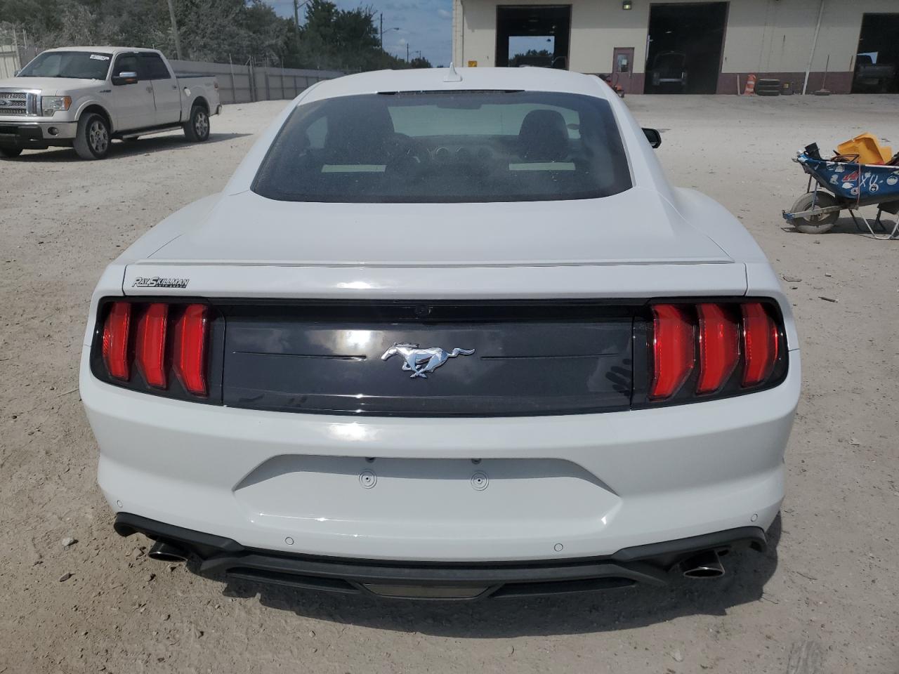 2022 FORD MUSTANG  VIN:1FA6P8TH1N5129600