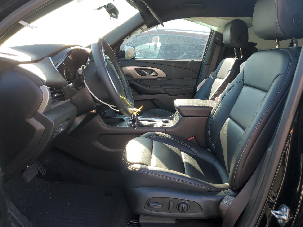 2023 CHEVROLET TRAVERSE LT VIN:1GNERHKW3PJ210602