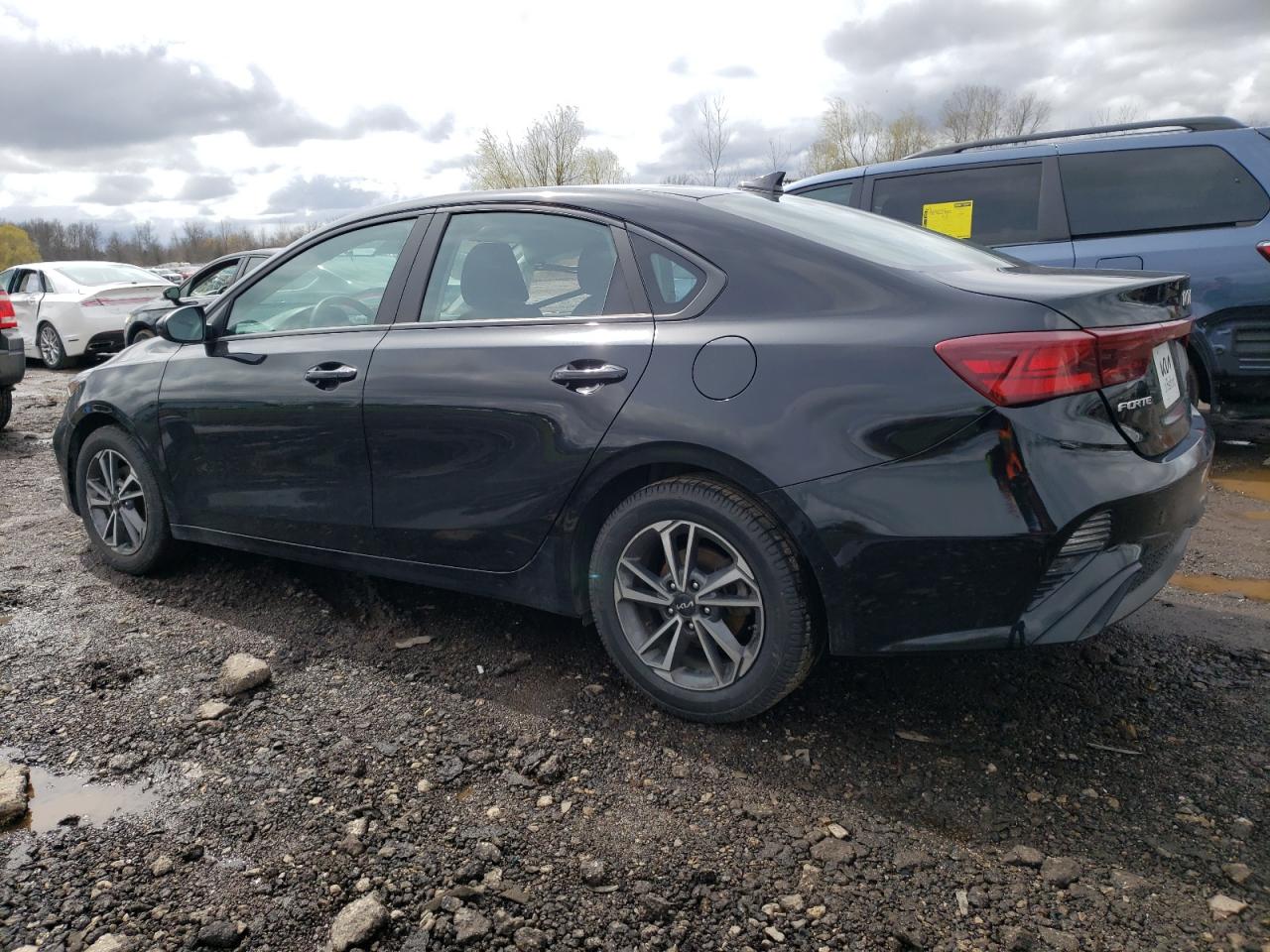 2022 KIA FORTE FE VIN:3KPF24AD8NE484172