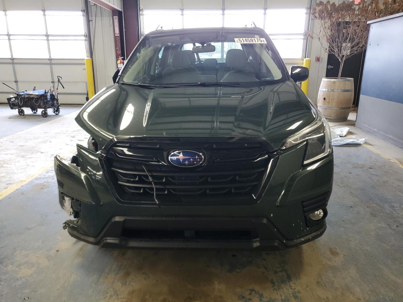 2022 SUBARU FORESTER PREMIUM VIN:JF2SKADC5NH464585