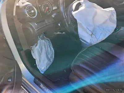 2016 Mercedes-Benz E 220 NONE VIN: