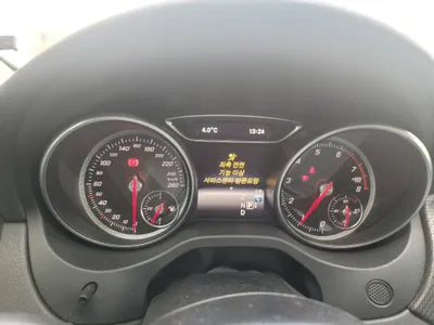 2018 Mercedes-Benz GLA 220 VIN: