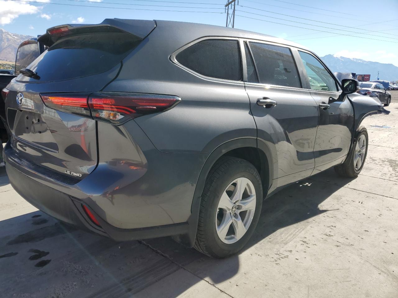 2024 TOYOTA HIGHLANDER LE VIN:5TDKDRBH0RS570675