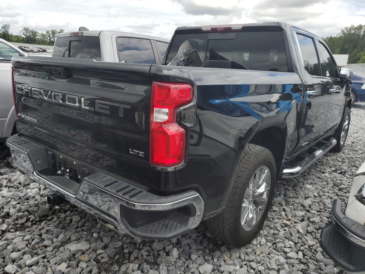 2022 CHEVROLET SILVERADO K1500 LTZ VIN:1GCUDGED2NZ529625