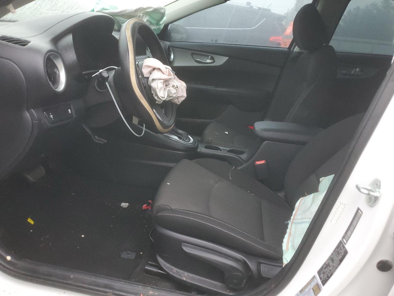 2023 KIA FORTE LX VIN:3KPF24AD8PE600456