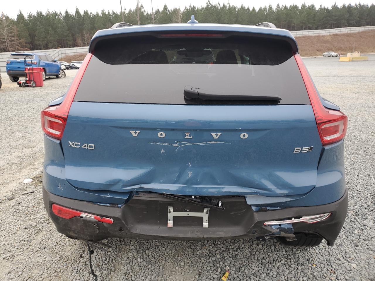 2024 VOLVO XC40 ULTIMATE VIN:YV4L12UM9R2300802