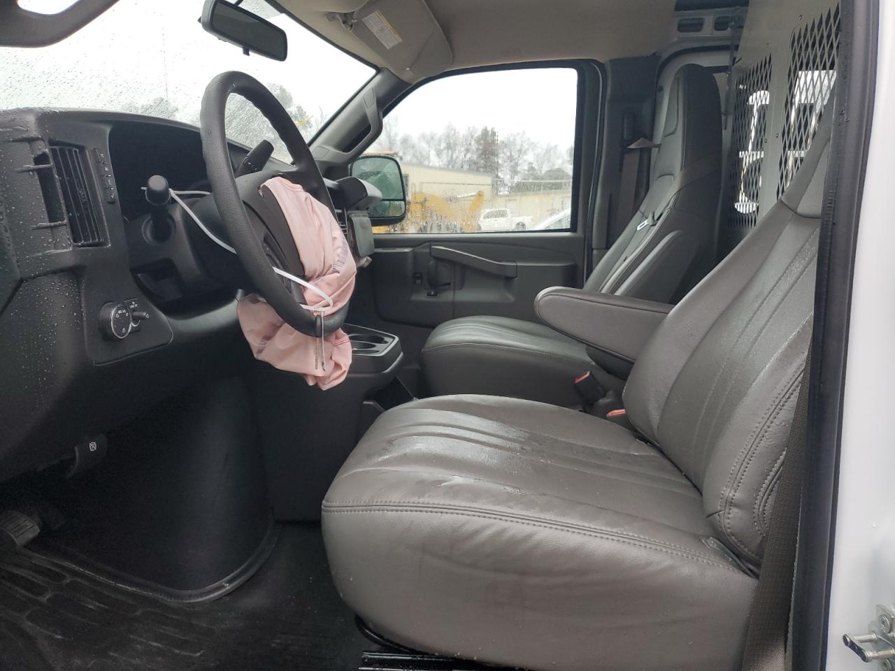 2024 CHEVROLET EXPRESS G2500  VIN:1GCWGBFP5R1248774