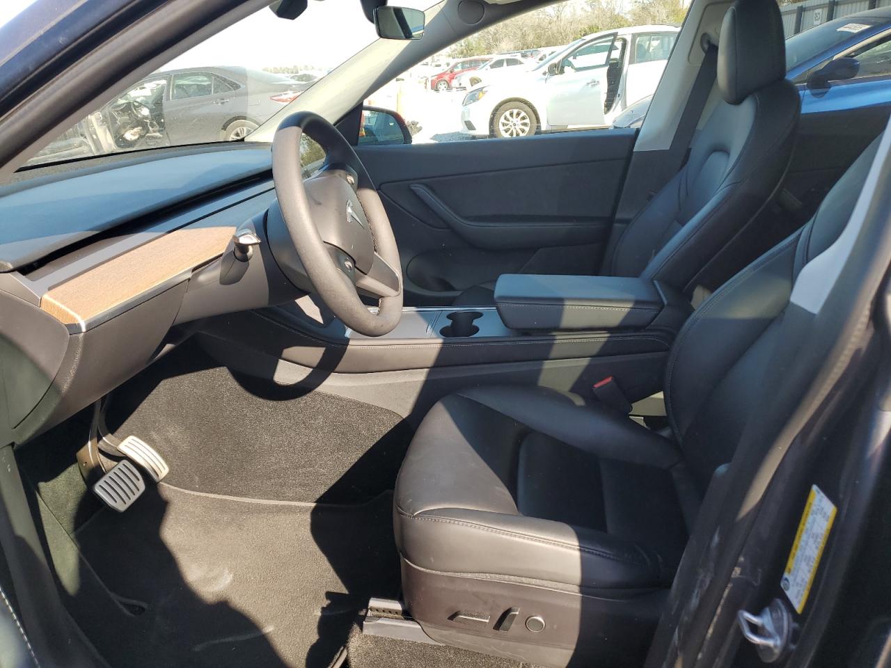 2022 TESLA MODEL Y  VIN:7SAYGDEF3NF313638