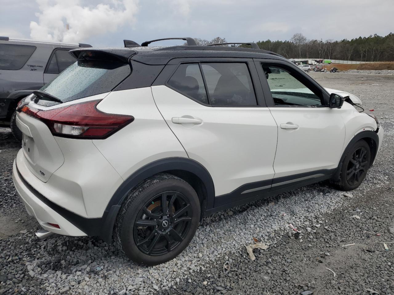 2022 NISSAN KICKS SR VIN:3N1CP5DV7NL474715